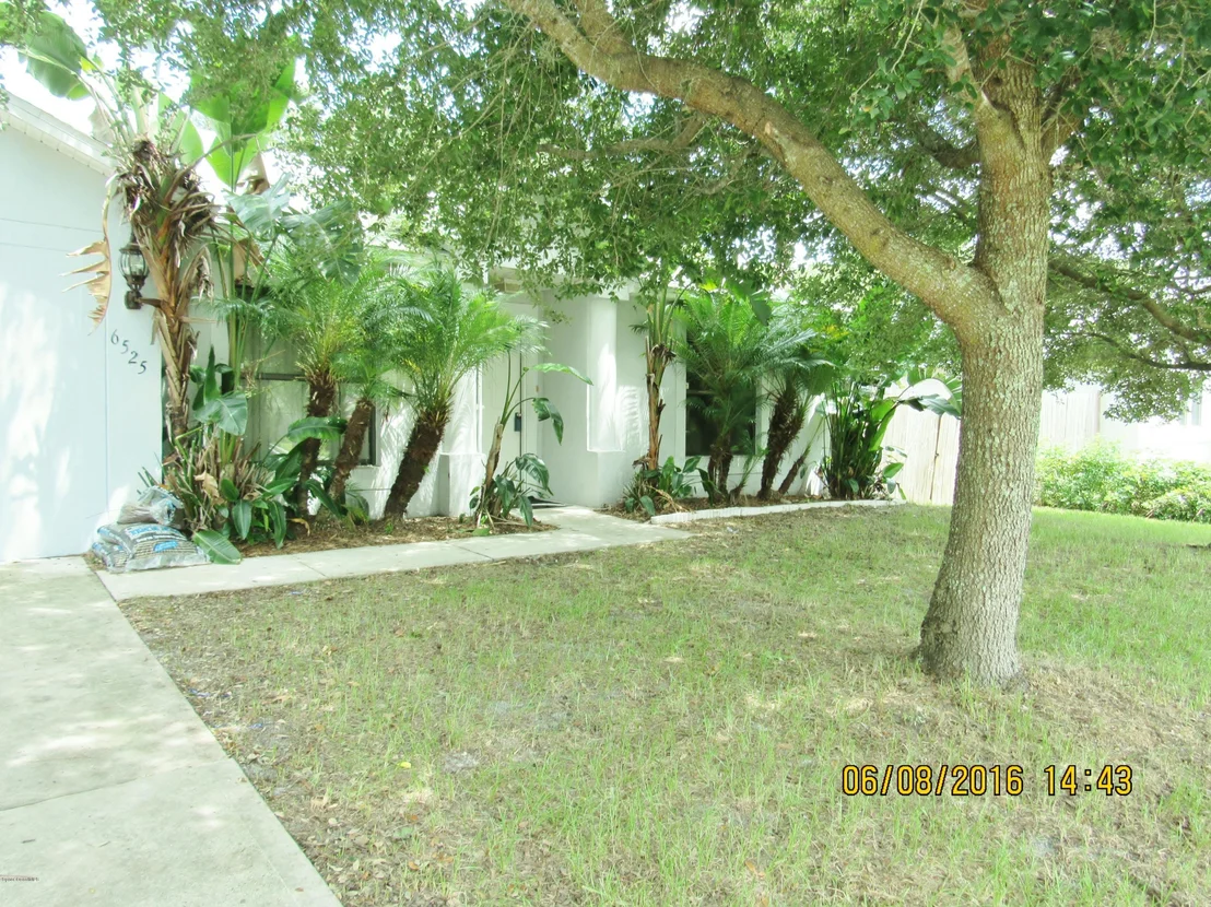 Photo of 6525 Beard Avenue
