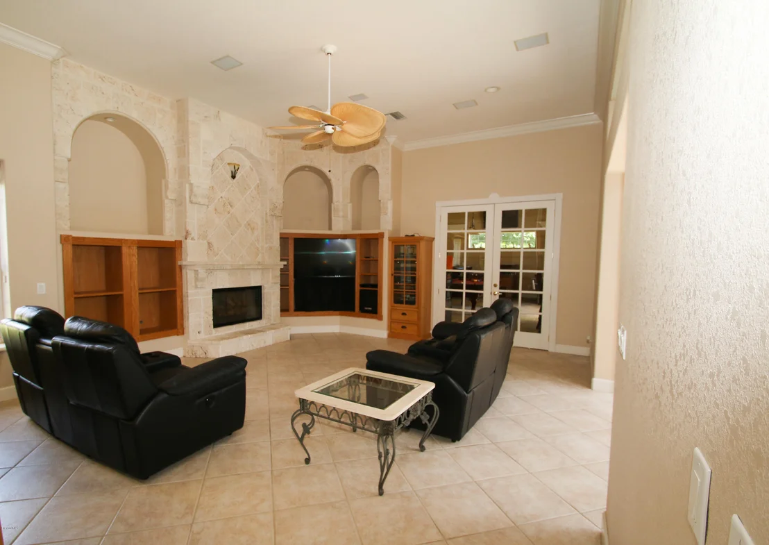 Photo of 1250 Tuckaway Drive