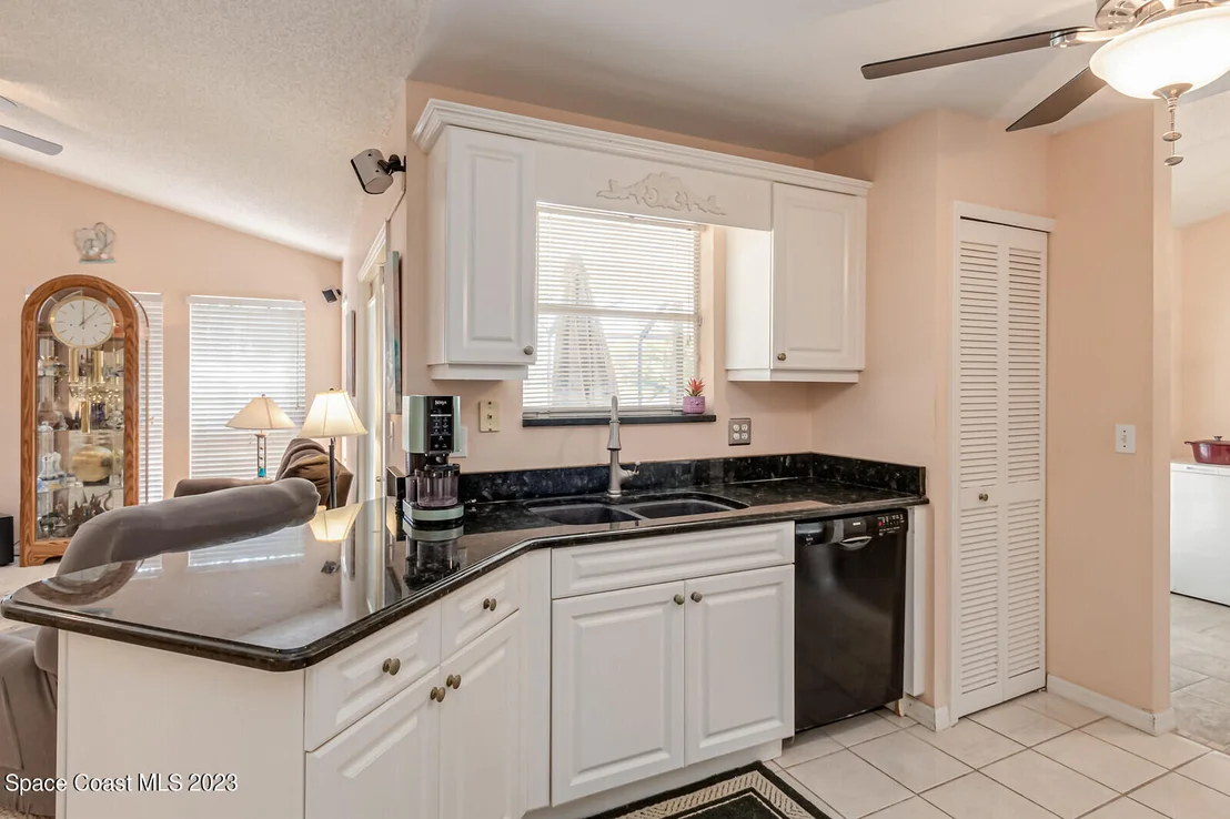 Photo of 3309 Lake View Circle