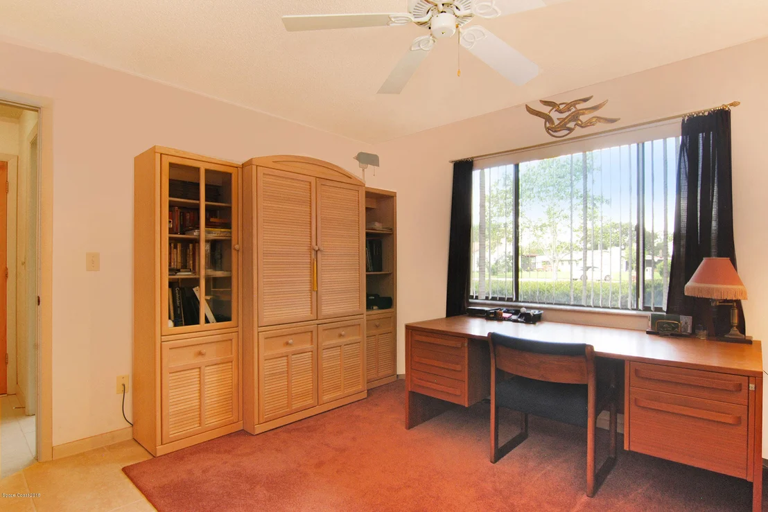 Photo of 965 Long Meadow Lane