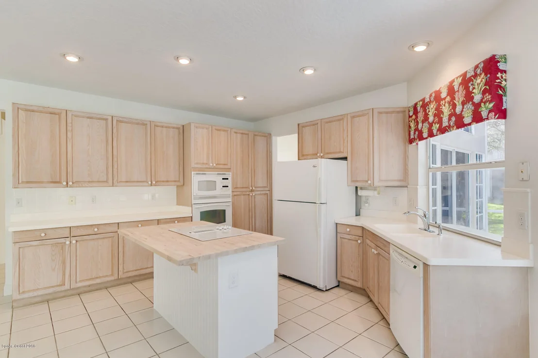 Photo of 612 Spring Lake Drive