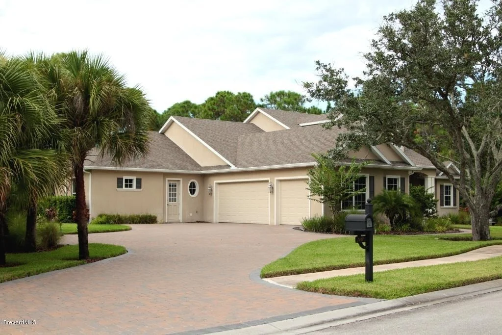 Photo of 2440 Pimlico Lane