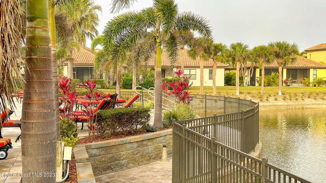 Photo of 609 Monterey Drive