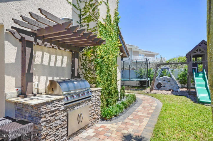 Photo of 661 Nightingale Drive