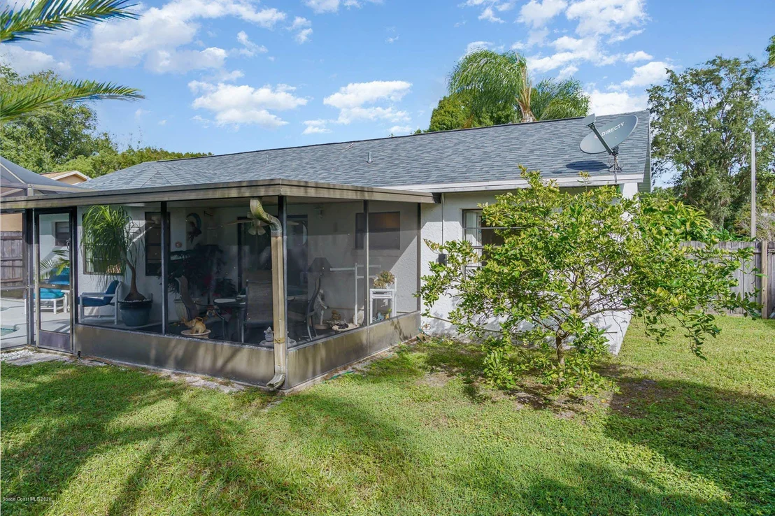 Photo of 857 Spirea Drive