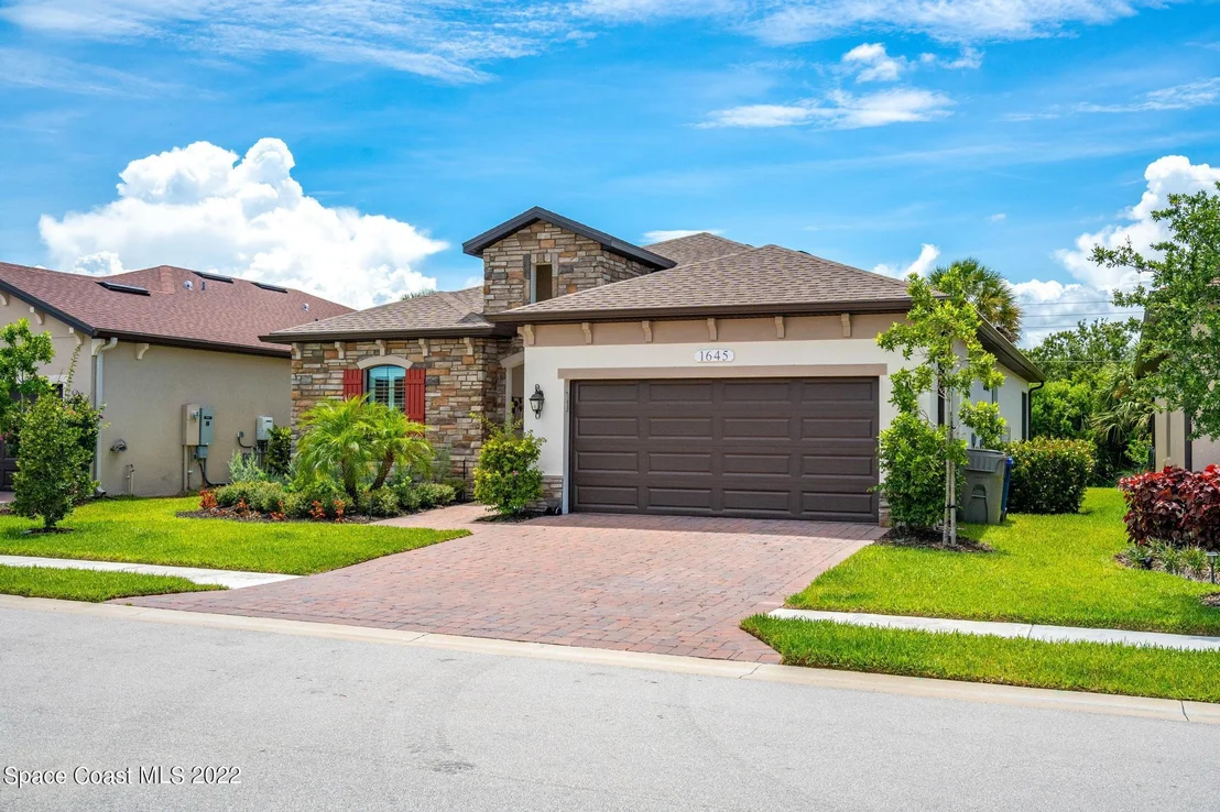 Photo of 1645 Willows Square