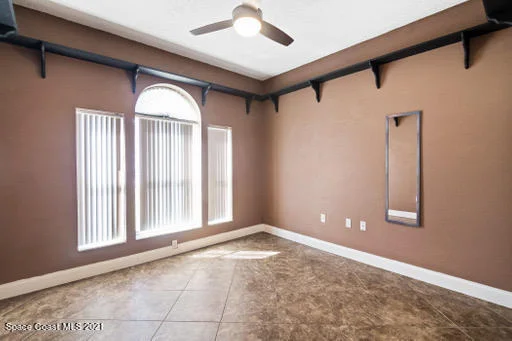 Photo of 1657 Clover Circle