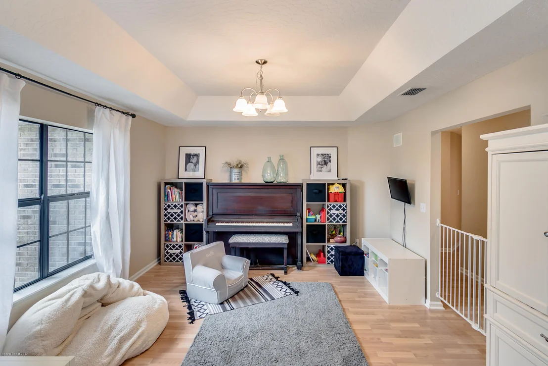 Photo of 902 Whisperpine Drive
