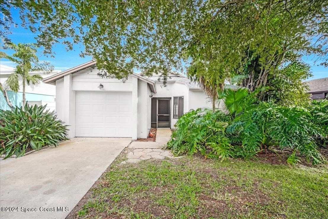 Photo of 401 Myrtlewood Road