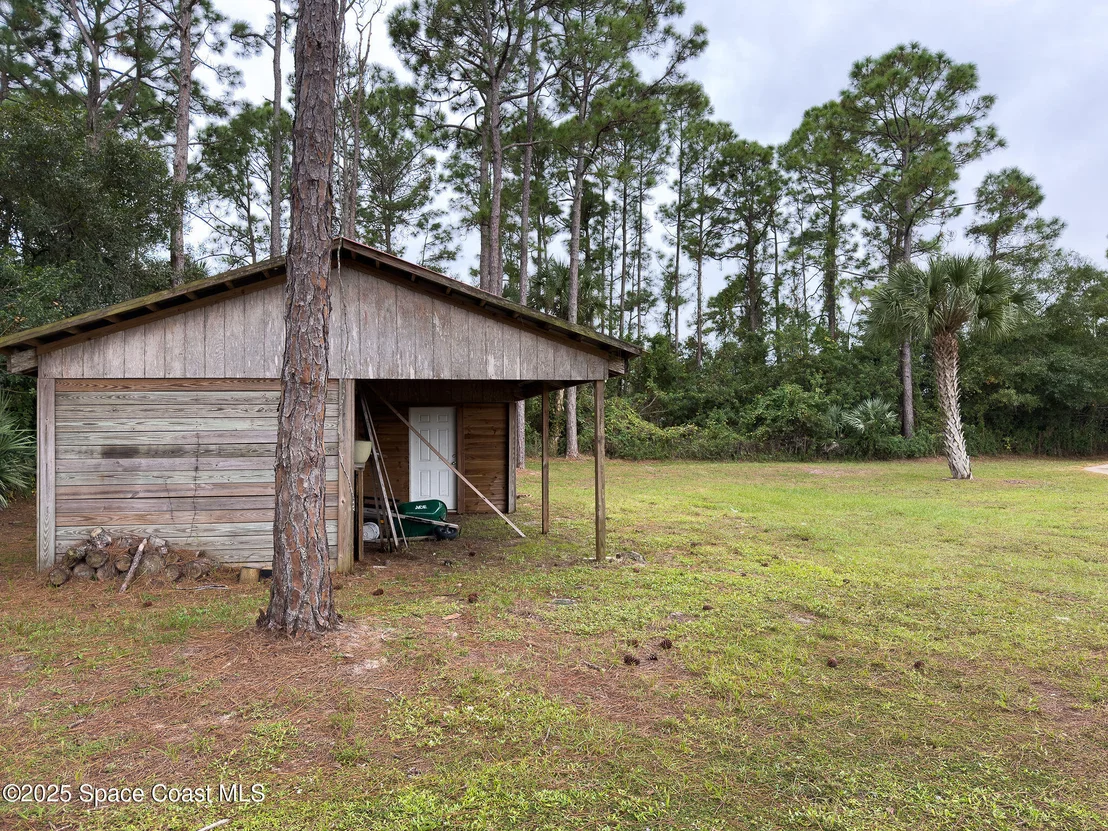 Photo of 4236 Hield Road NW