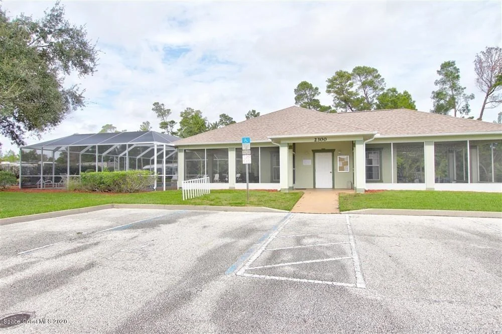 Photo of 1037 Pine Creek Circle NE