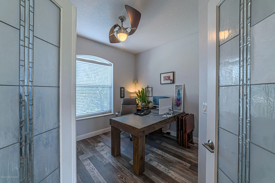 Photo of 4434 Long Lake Road