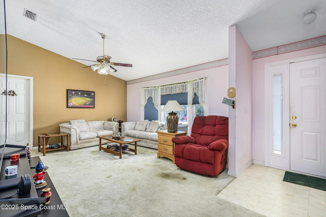 Photo of 413 Abello Road SE