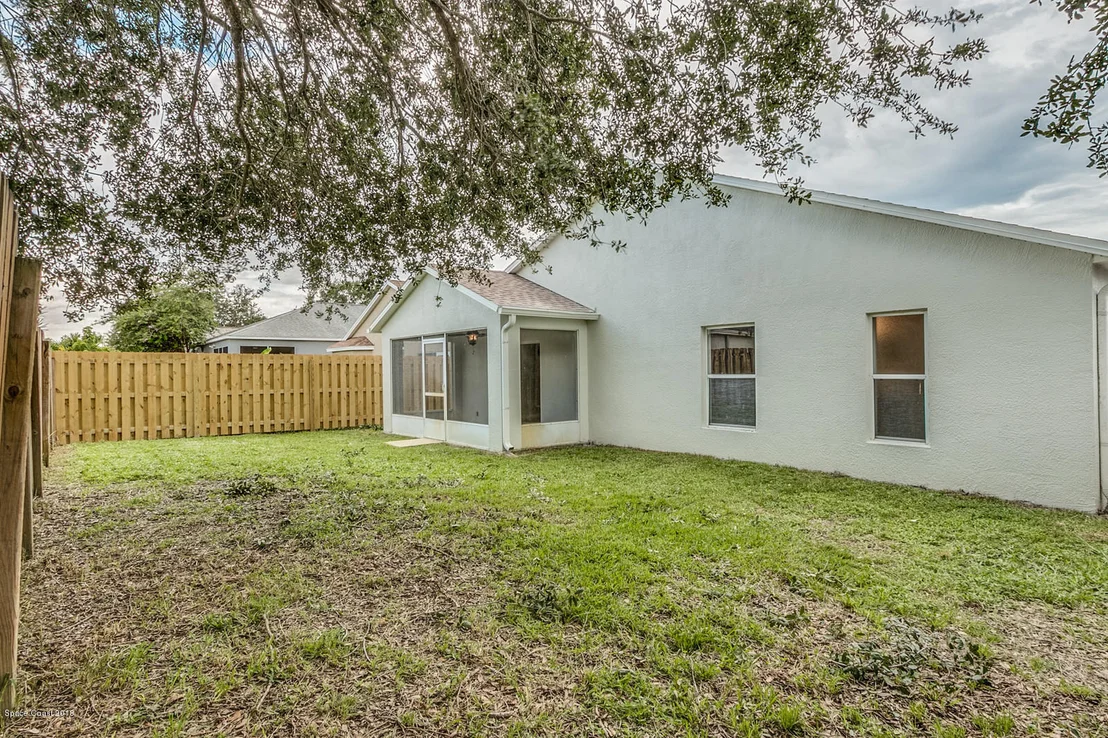 Photo of 8042 Bracken Lane