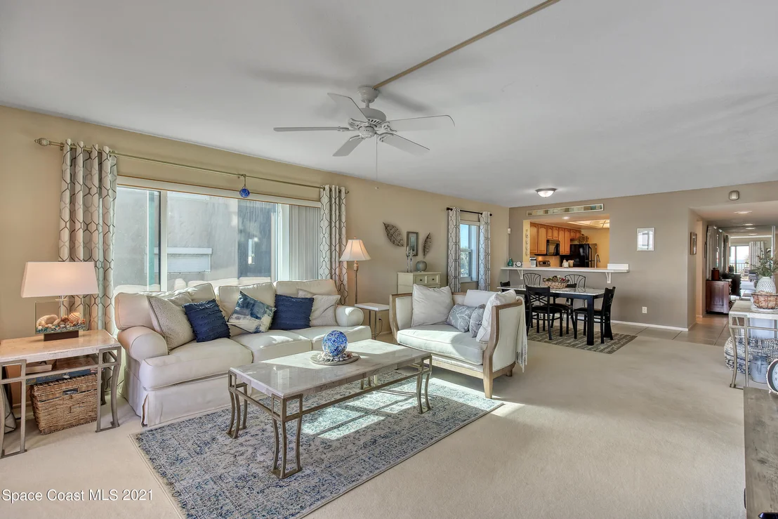Photo of Unit 310 at 995 N Highway A1a