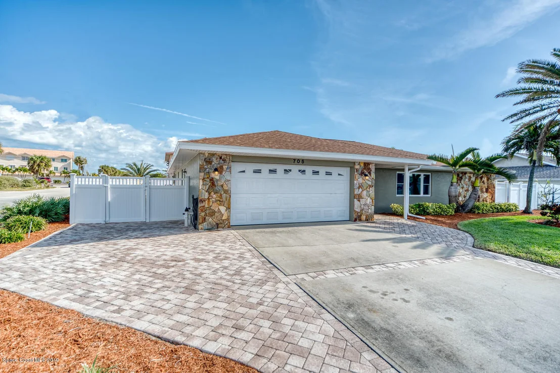 Photo of 705 Atlantic Drive