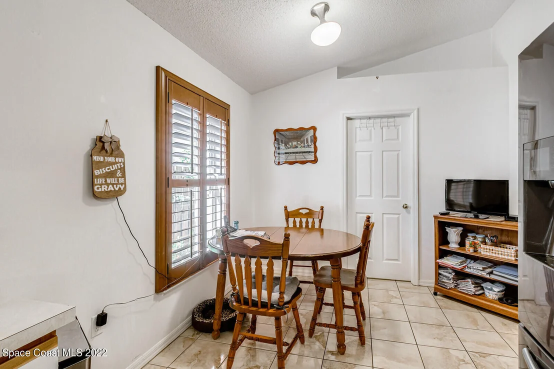 Photo of 1672 Vista Lake Circle