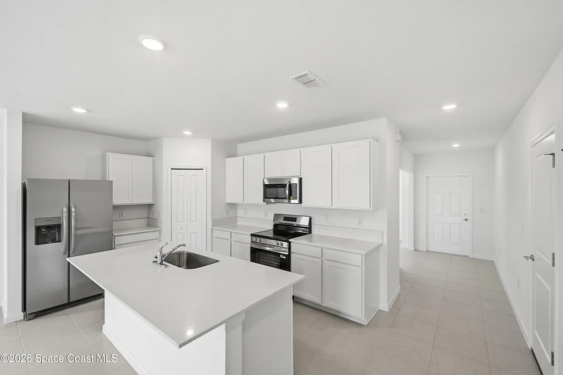 Photo of 1652 Ellsworth Circle SW