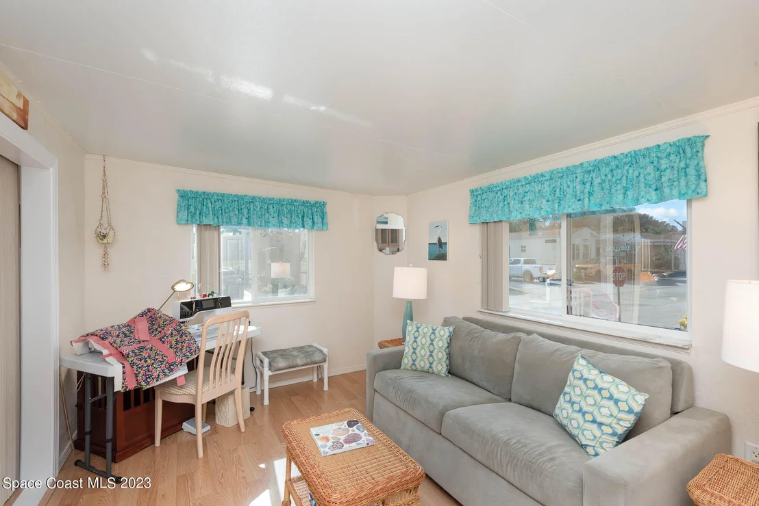 Photo of 3000 Frontier Drive