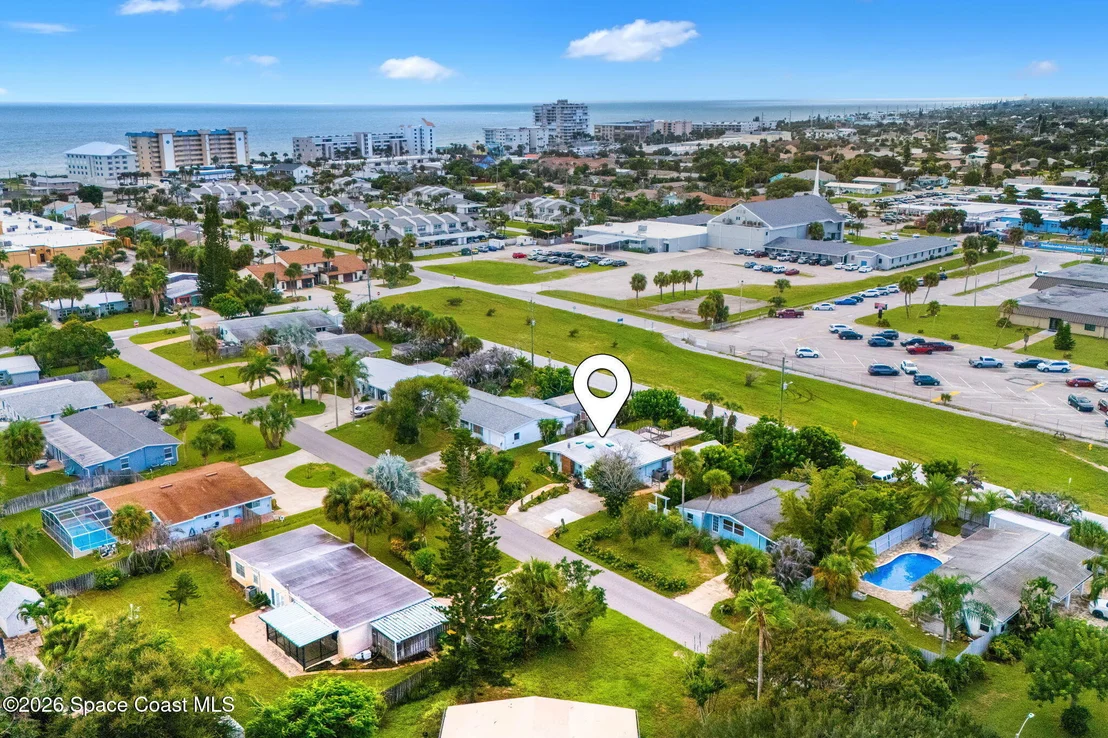 Photo of 241 Avenida Central