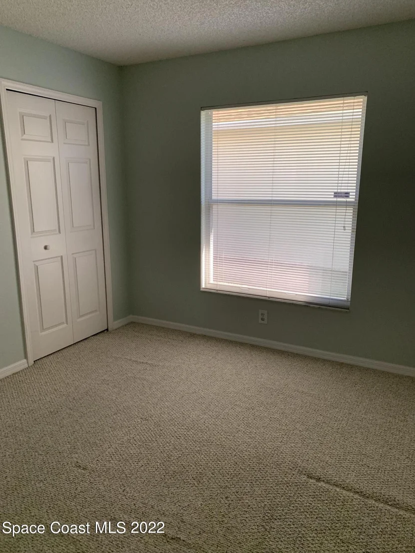 Photo of 982 Shaw Circle