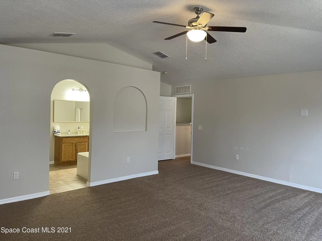 Photo of 656 Mason Drive