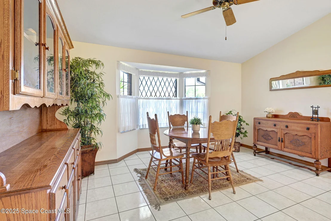 Photo of 2977 Saint Helens Way