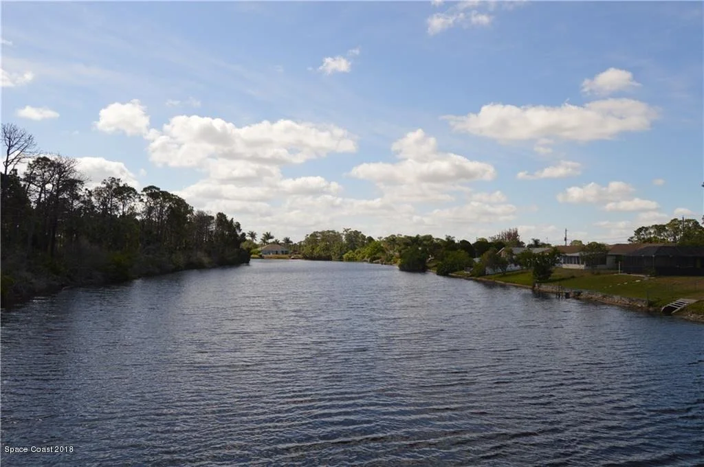 Photo of 162 Harris Drive