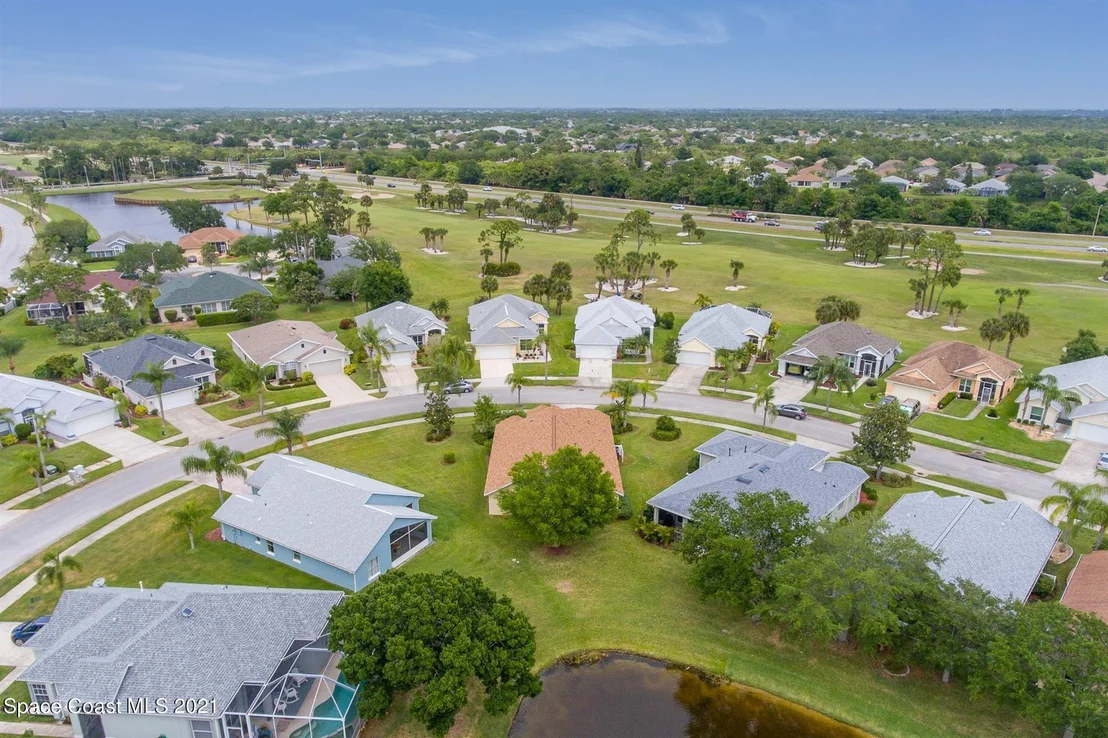 Photo of 2355 Addington Circle