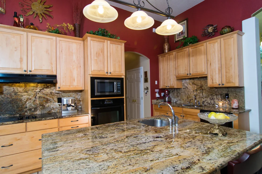 Photo of 925 Derby Lane