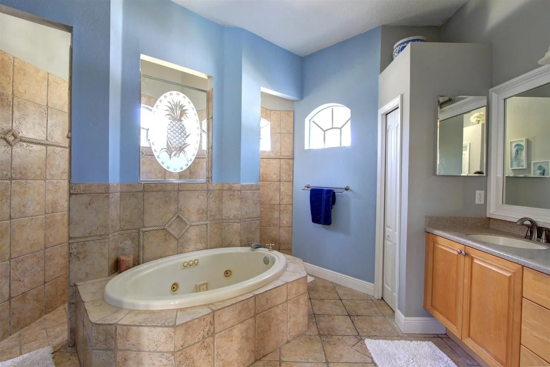 Photo of 1210 Starling Way