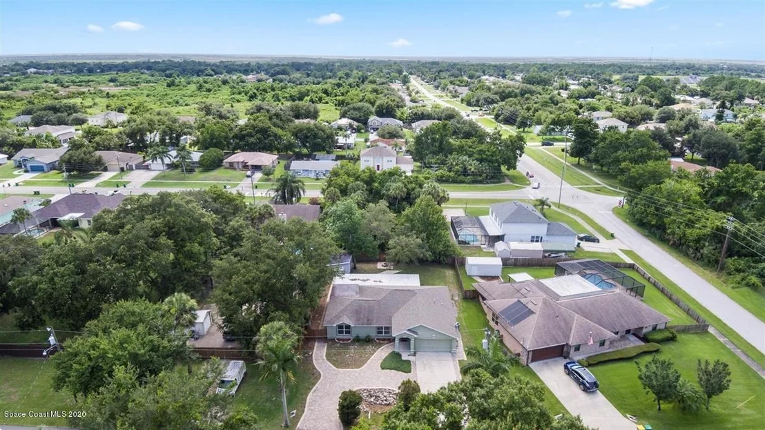 Photo of 6554 Bamboo Avenue