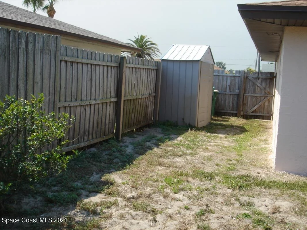 Photo of 725 Palm Drive