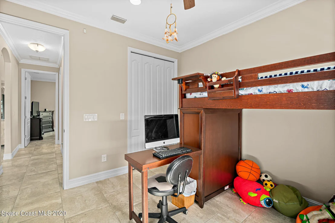 Photo of 7684 Poulicny Lane