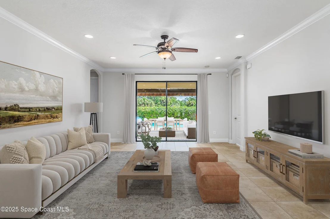 Photo of 8553 Drayton Circle