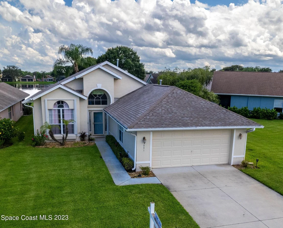 Photo of 3991 Saint Armens Circle