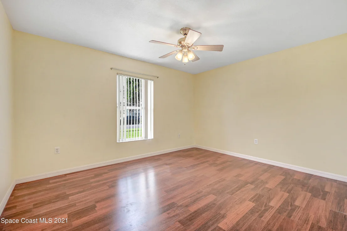 Photo of 295 Mcclain Drive