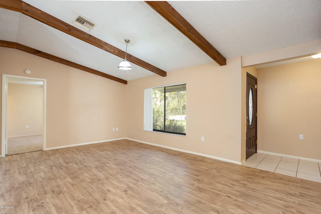 Photo of 2154 Tarrytown Lane NE