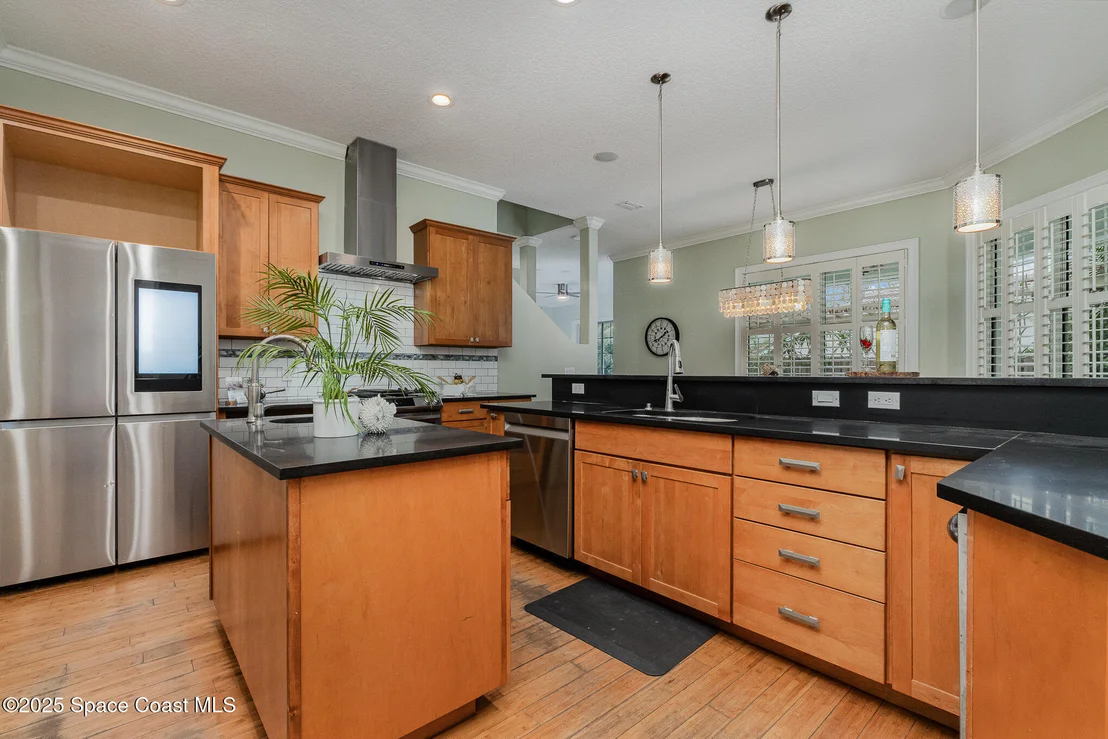 Photo of 315 Newport Drive