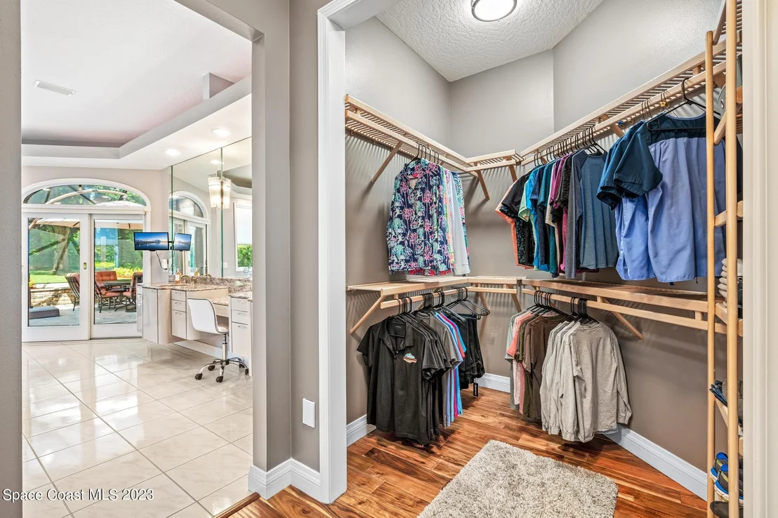 Photo of 1421 Rockledge Drive