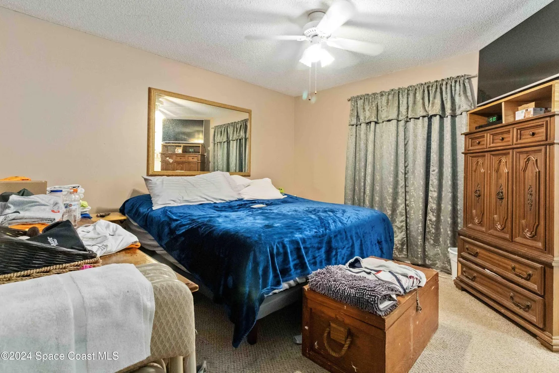 Photo of 1023 Sycamore Drive