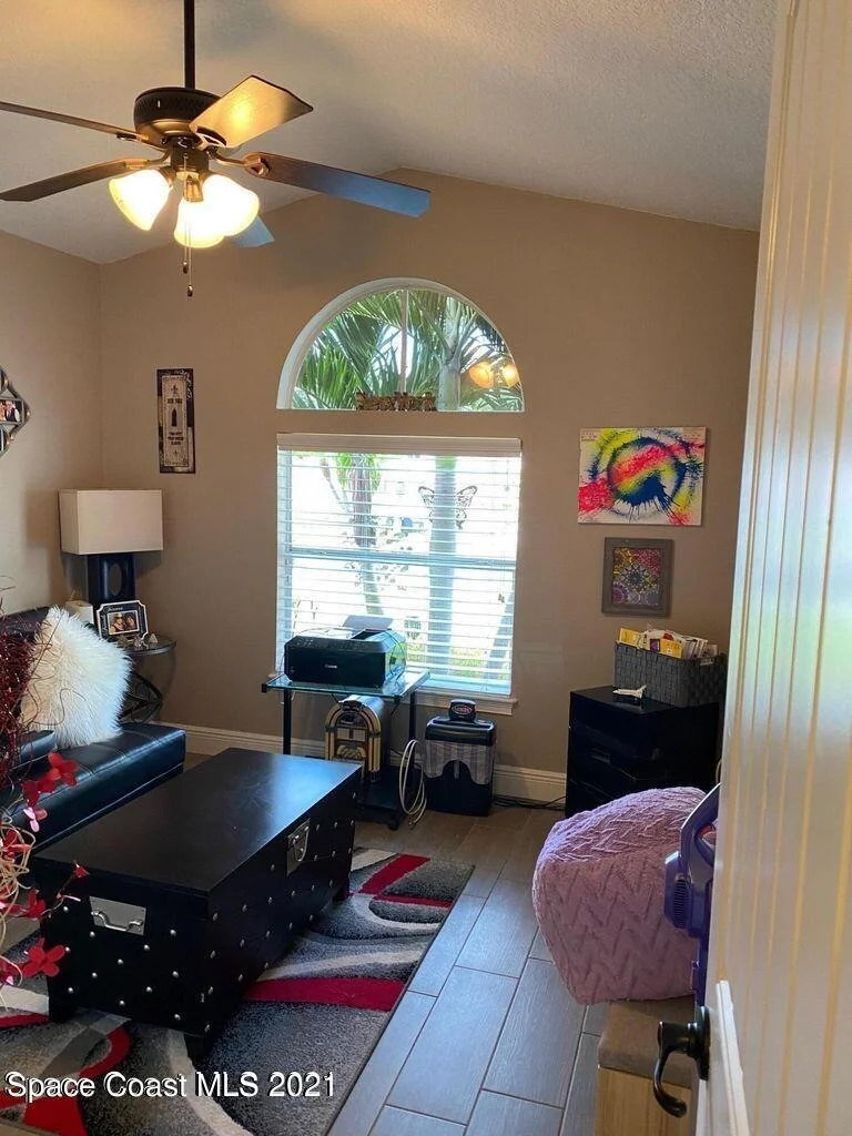 Photo of 931 S Fork Circle