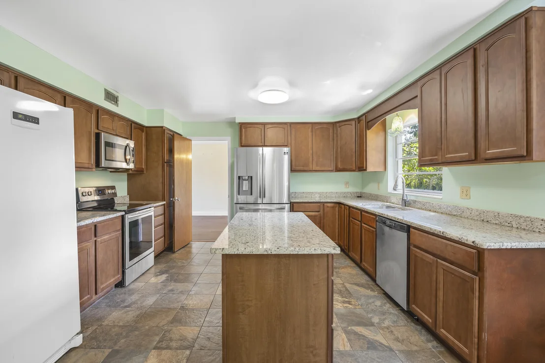 Photo of 455 Pine Boulevard