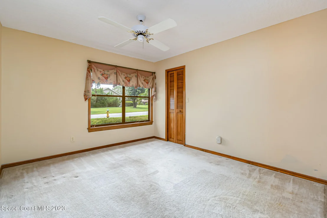 Photo of 401 Crystal Lake Drive