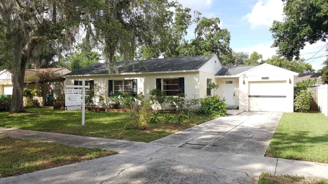 Photo of 2215 Clairemont Drive