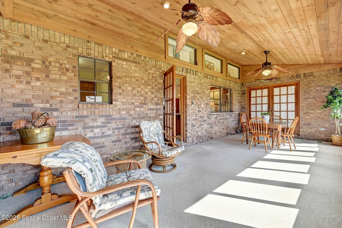 Photo of 2977 Saint Helens Way