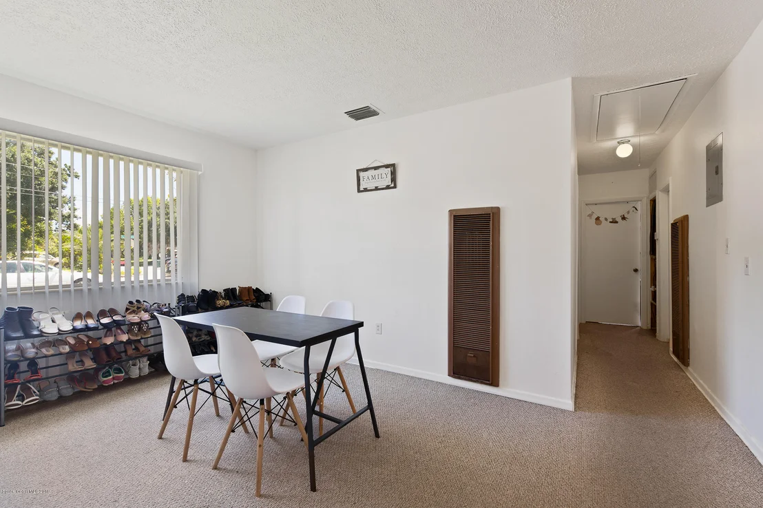 Photo of 307 W University Boulevard W