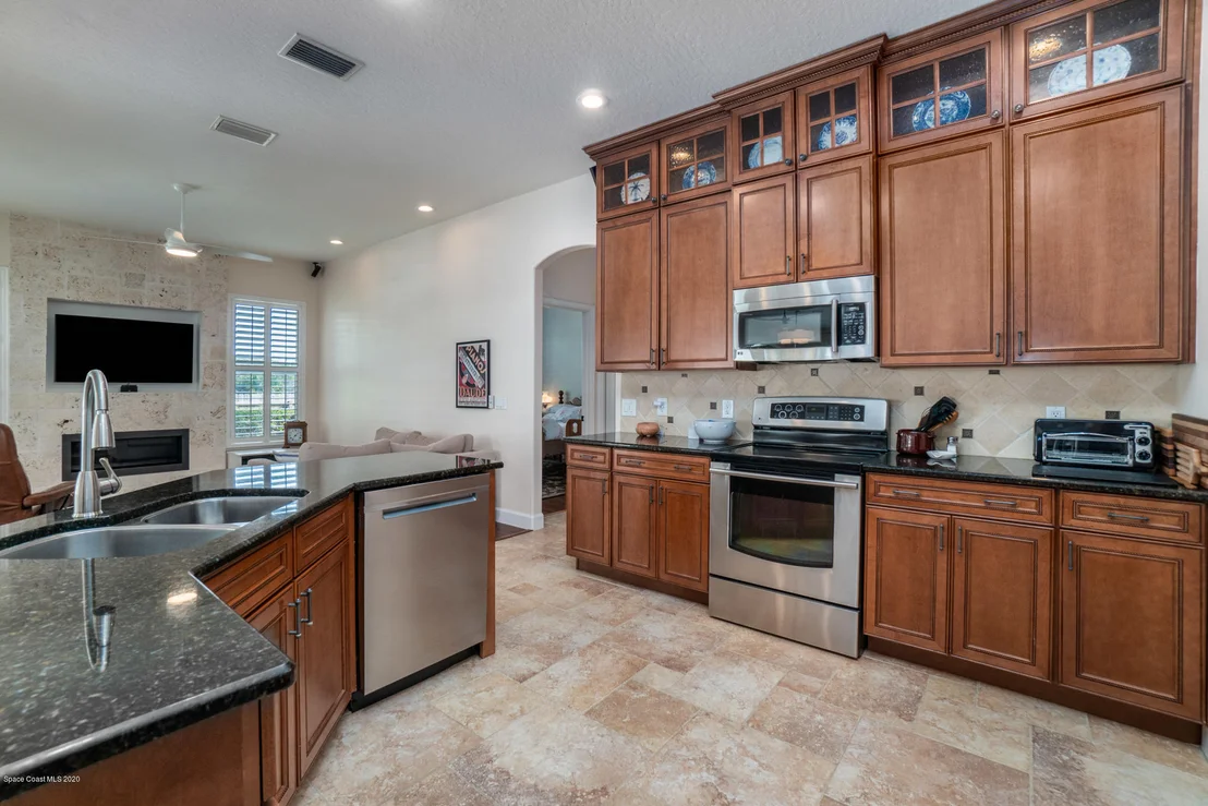Photo of 702 Sanderling Drive