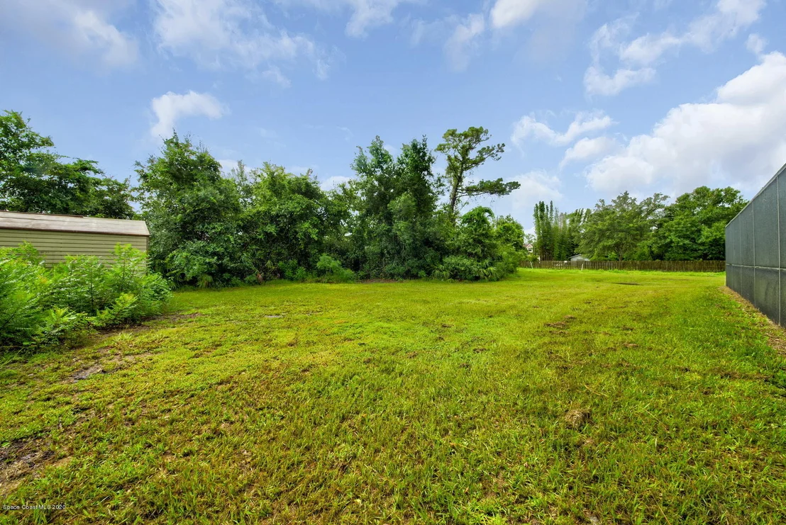 Photo of 4005 Alan Shepard Avenue