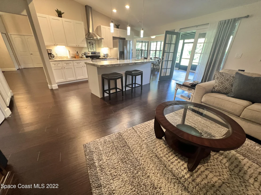 Photo of 2280 Hamlet Drive